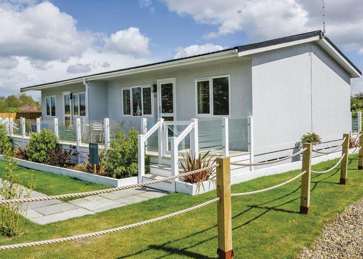 Broadlands Park&Marina Hotell Pakefield Exteriör bild
